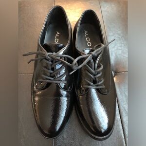 Shiny black Aldo shoes - 6.5 US Women’s